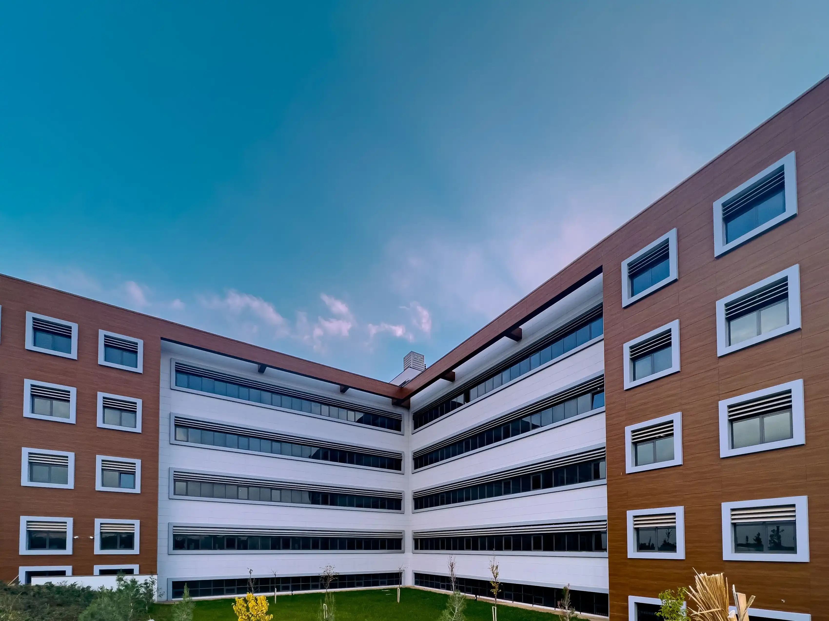 Why Choose Lipak Consultants Limited
